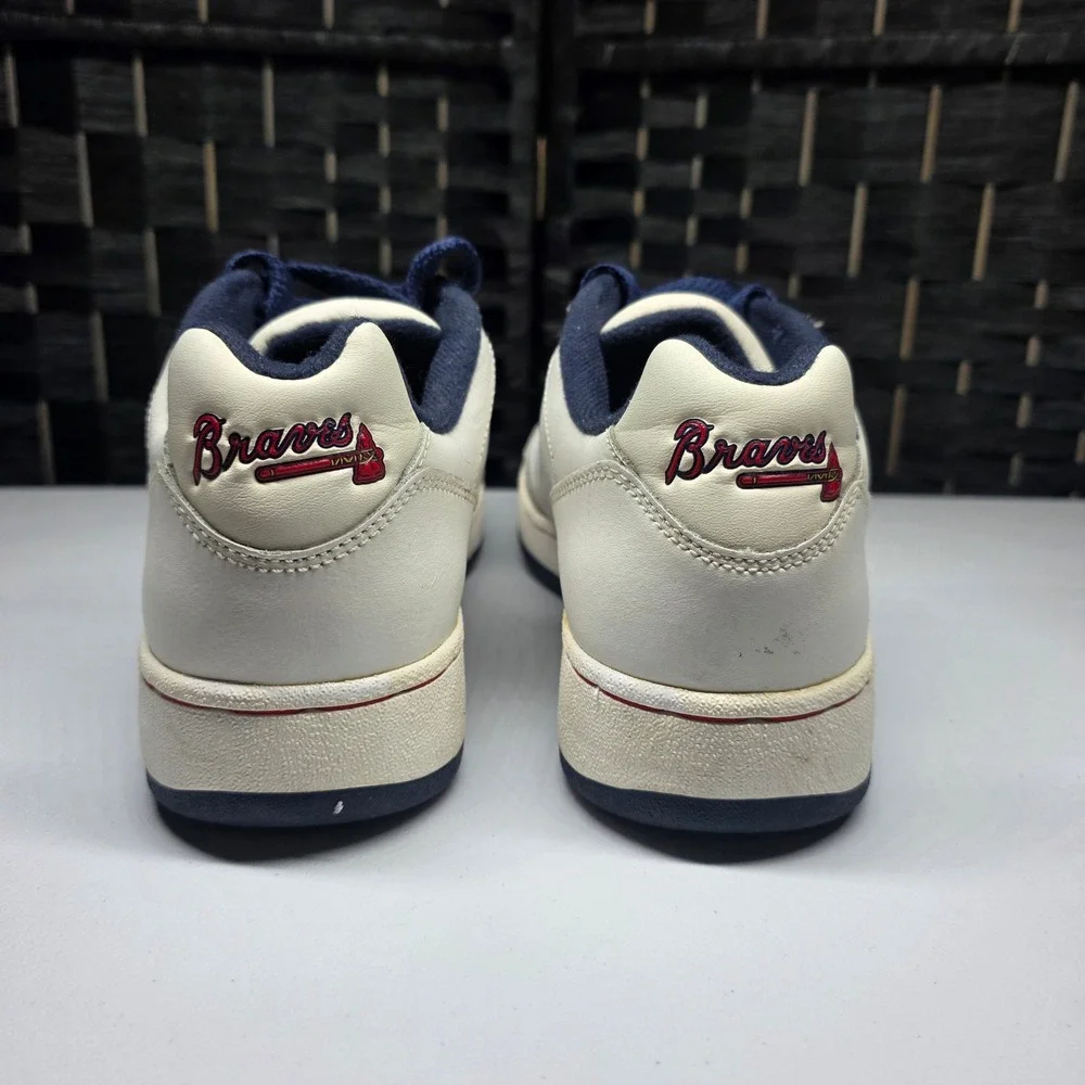 Reebok MLB Atlanta Braves Sneakers White Navy Red Leather Low Top Mens 7 RB711